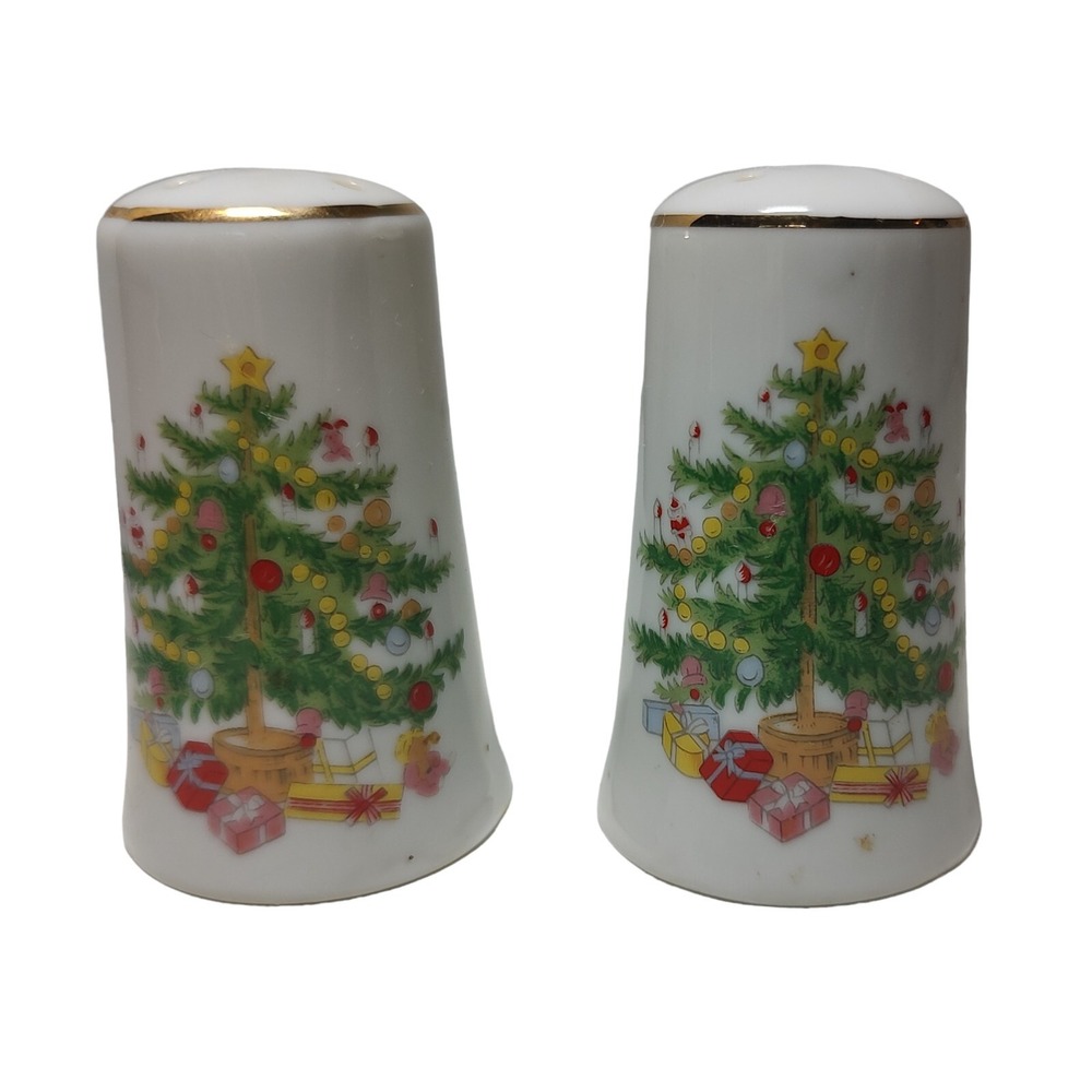 Vintage Salt and Pepper Shaker Set Christmas Tree Design Made In Japan SEE